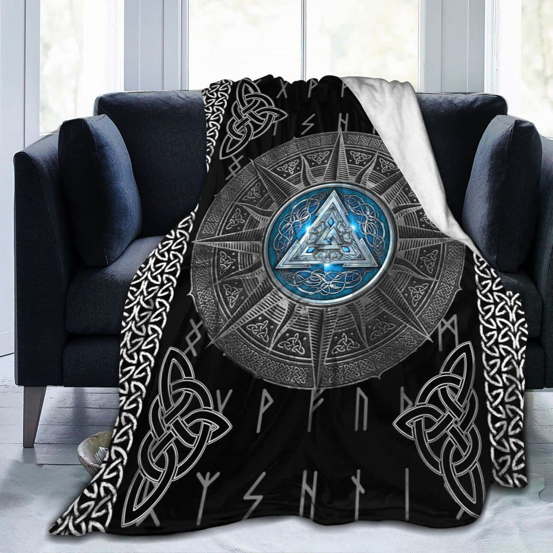 WorldNorse Celtic Knot Raven Blanket - Valknut - 264x228cm - image 12