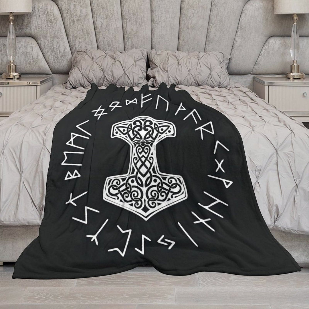 WorldNorse Celtic Knot Mjolnir Blanket