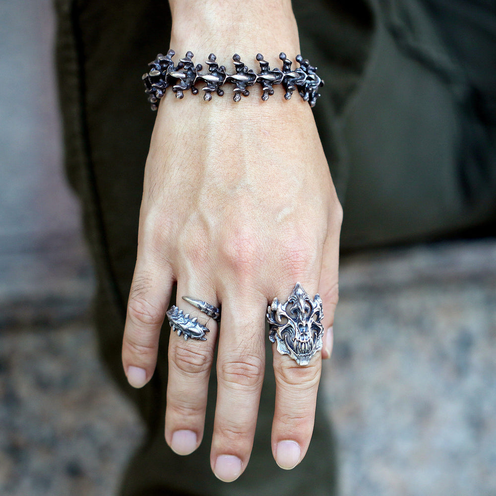 WorldNorse Strange Freak Beast Alien Centipede Ring - image 1