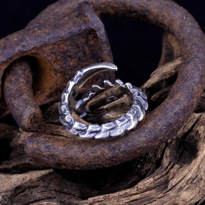 WorldNorse Strange Freak Beast Alien Centipede Ring - image 7