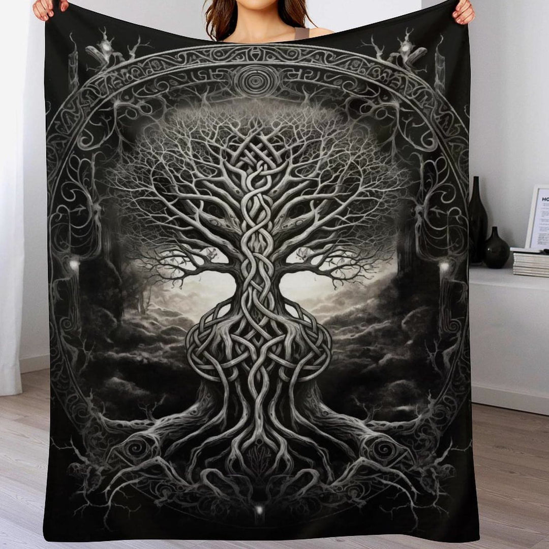 WorldNorse Moon Yggdrasil Blanket - Yggdrasil + Celtic Knot - 264x228cm - image 12