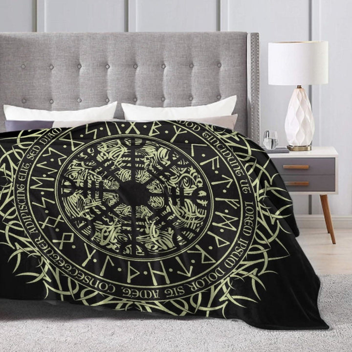 WorldNorse Vegvisir Rune Blanket