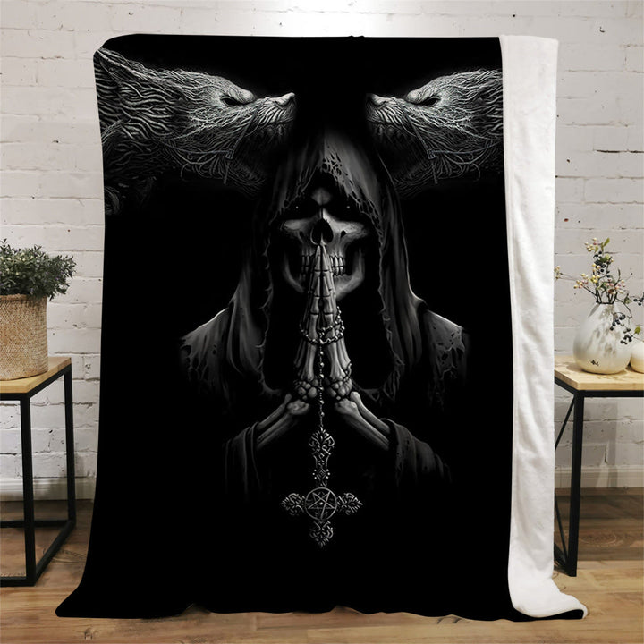 WorldNorse Celtic Knot Warrior Blanket - Skull - 264x228cm - image 0