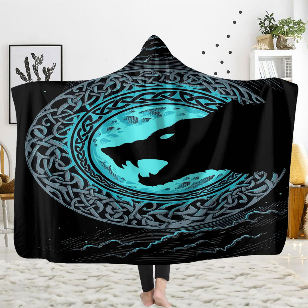 WorldNorse Celtic Knot Hooded Blanket