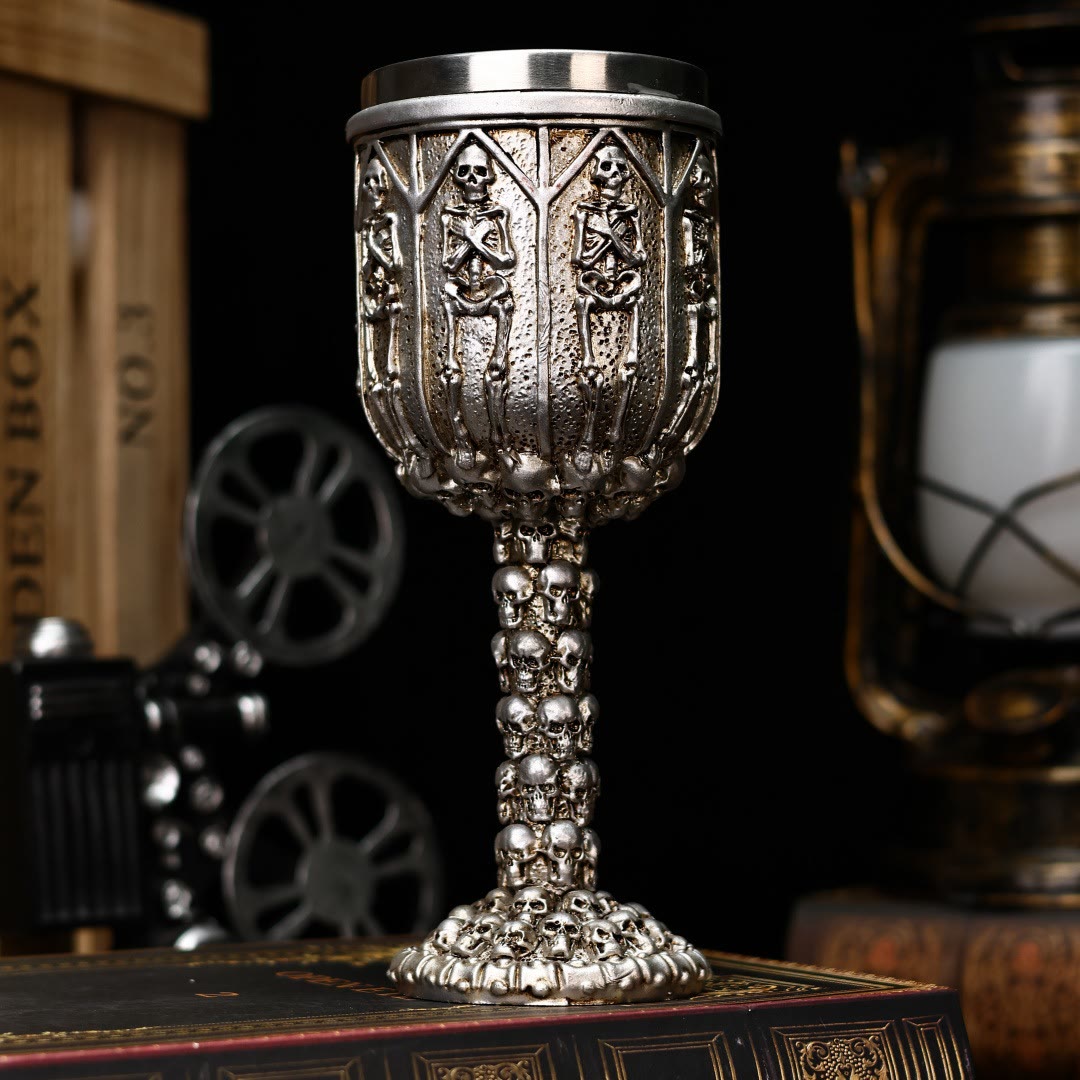 WorldNorse Multi-skull Standing Goblet