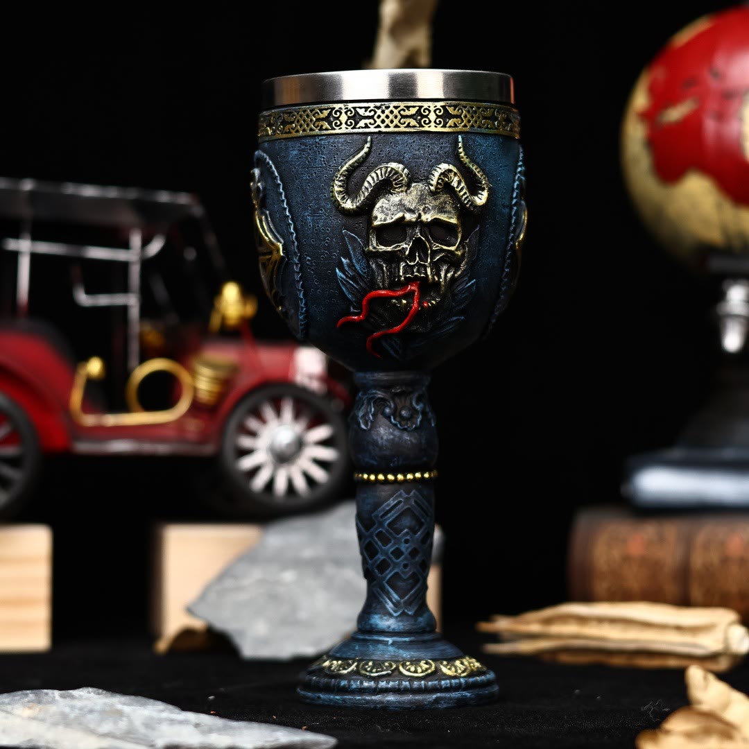 WorldNorse Gothic Skull Raven Goblet