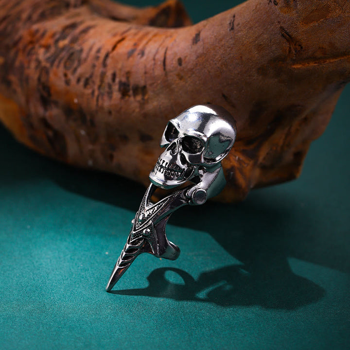 WorldNorse Dark Edgy Skull Ring