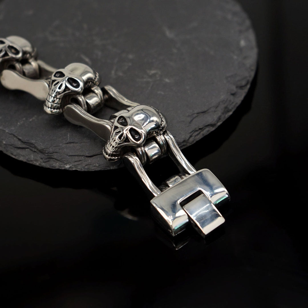 WorldNorse Gothic Skull Head Link Chain Bracelet