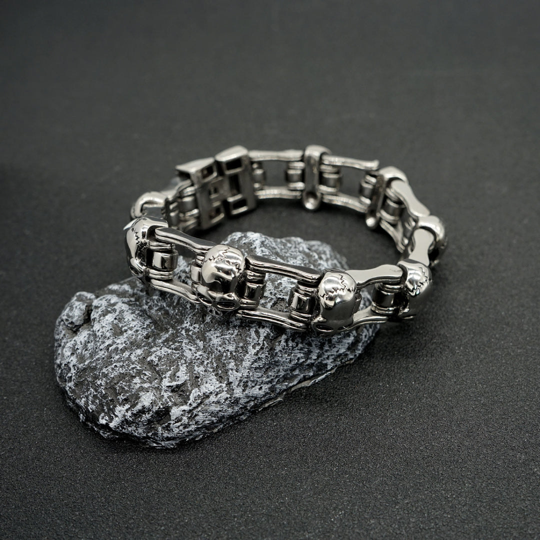 WorldNorse Gothic Skull Head Link Chain Bracelet