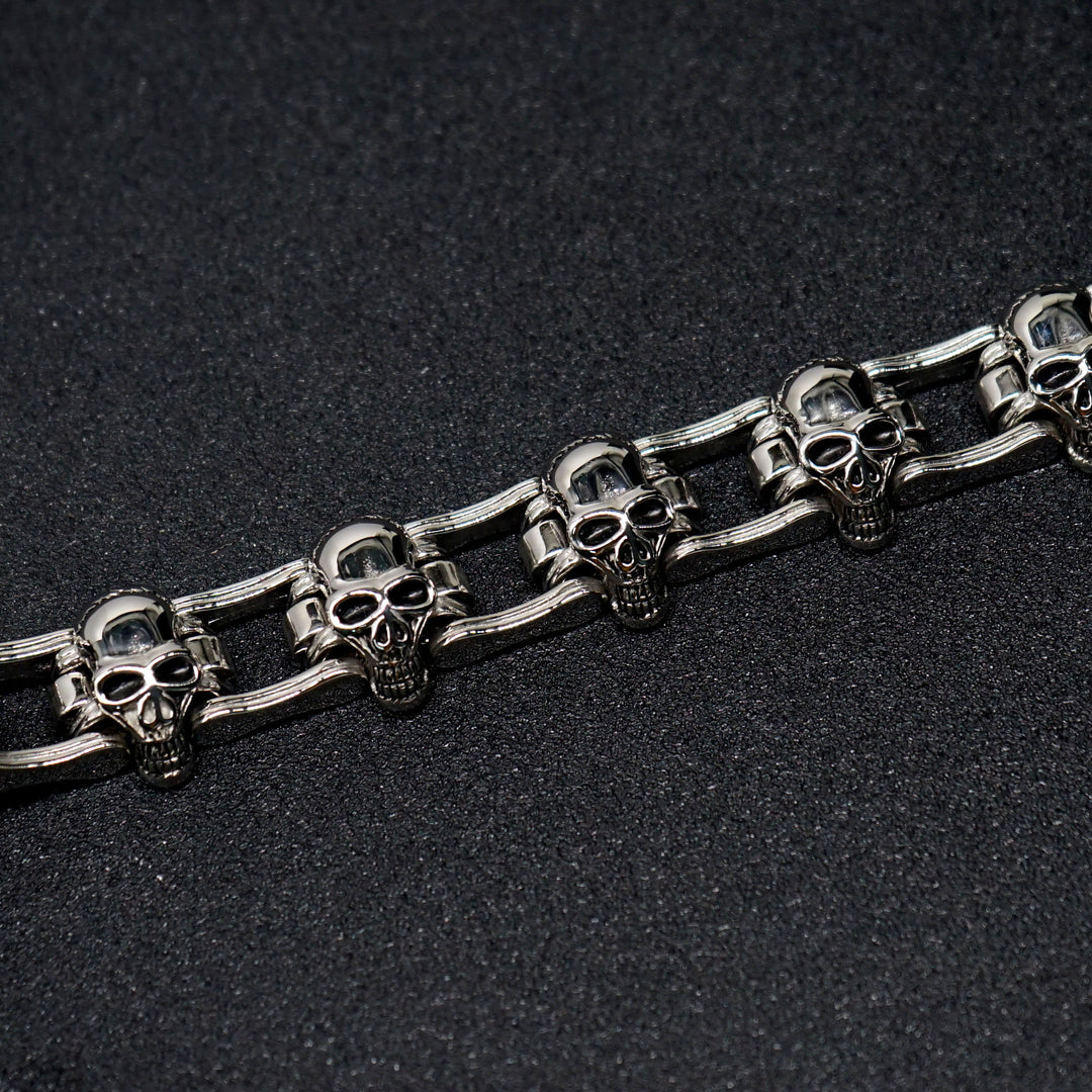 WorldNorse Gothic Skull Head Link Chain Bracelet