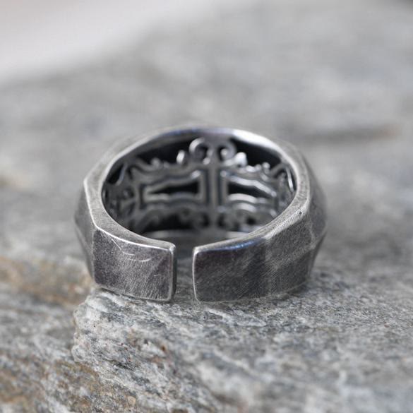 WorldNorse Cover Ears Eyes Mouth Evil Skull Ring