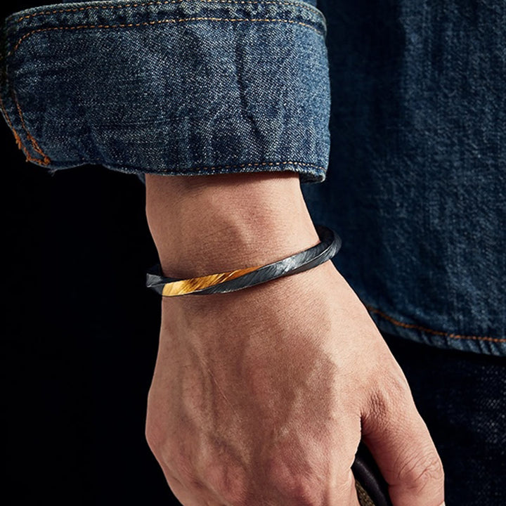 WorldNorse Nordic Essence Hammered Mobius Bracelet