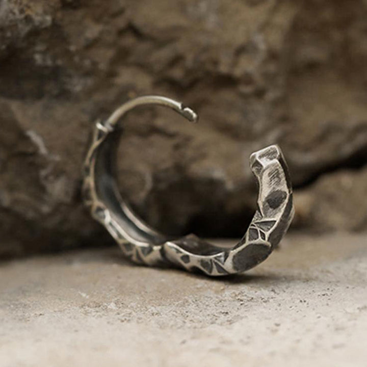 WorldNorse 925 Sterling Silver Wish Emblem Hammered Earrings