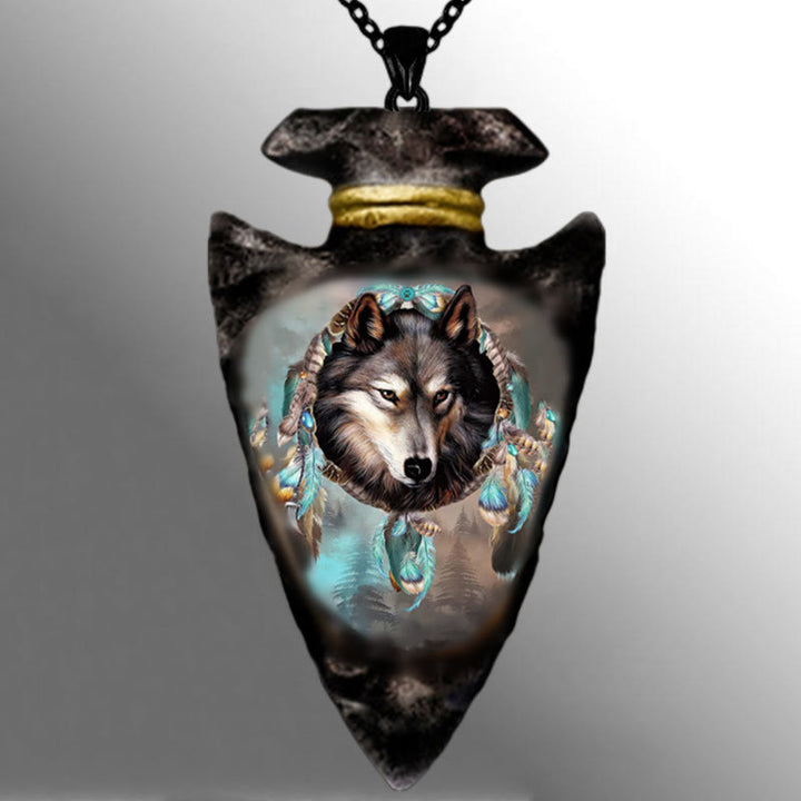 FREE Today: Arrowhead Faith Wolf King Necklace