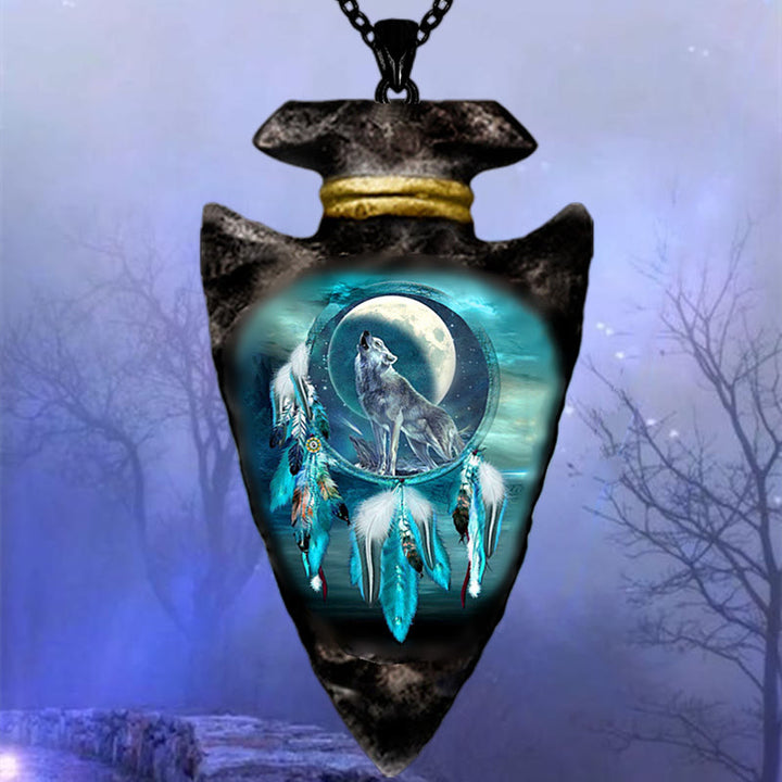 FREE Today: Arrowhead Faith Wolf King Necklace