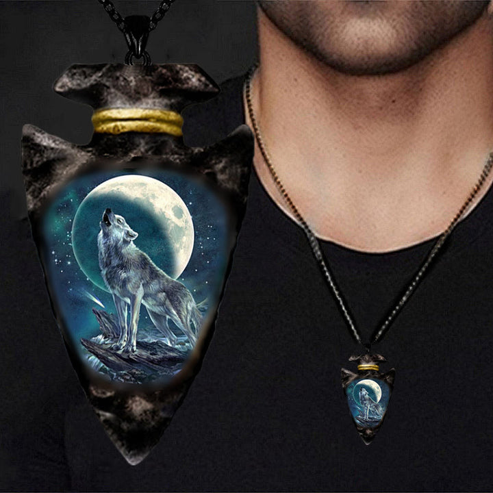 FREE Today: Arrowhead Faith Wolf King Necklace