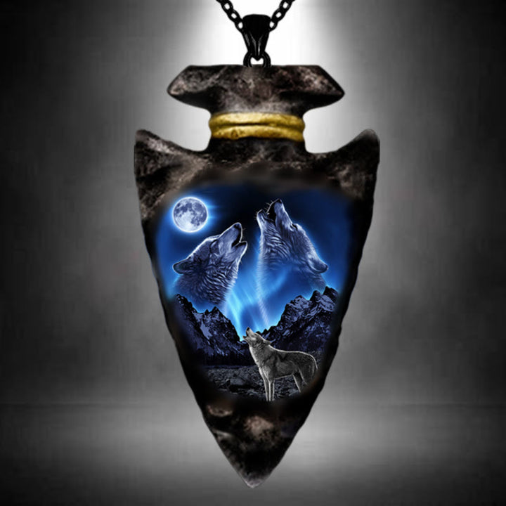FREE Today: Arrowhead Faith Wolf King Necklace