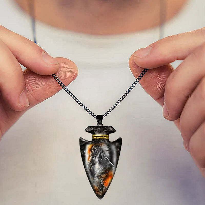 FREE Today: Arrowhead Faith Wolf King Necklace
