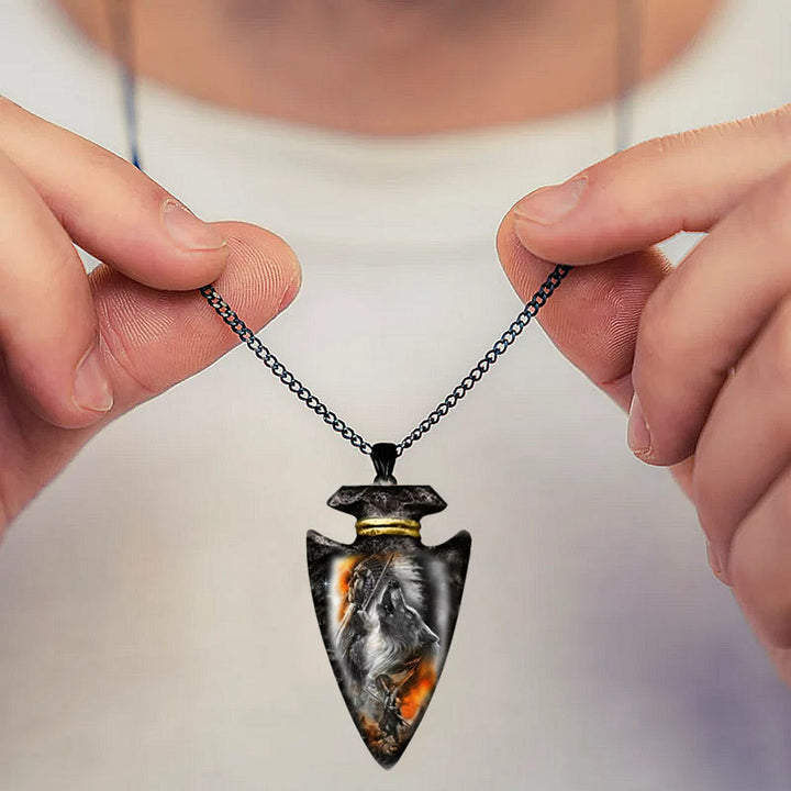 FREE Today: Arrowhead Faith Wolf King Necklace