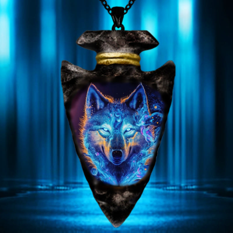 FREE Today: Arrowhead Faith Wolf King Necklace
