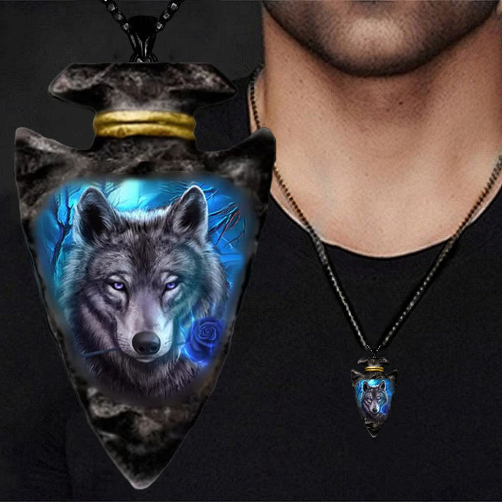 FREE Today: Arrowhead Faith Wolf King Necklace