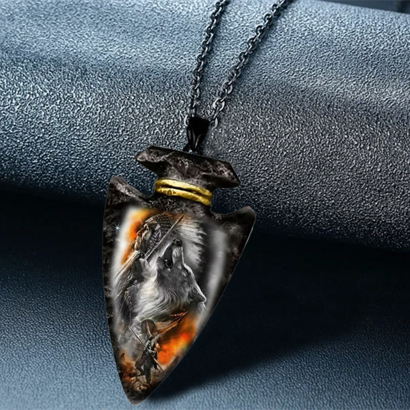 FREE Today: Arrowhead Faith Wolf King Necklace