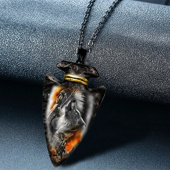 FREE Today: Arrowhead Faith Wolf King Necklace