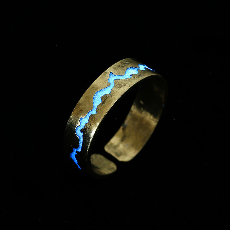 FREE Today: Crack Glowing Ring