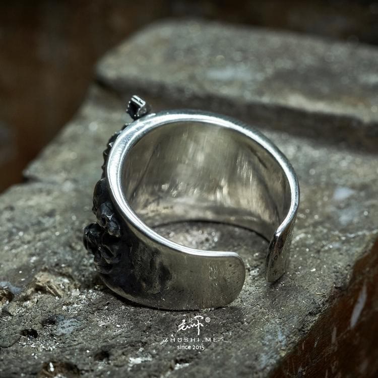 FREE Today: Gothic Skull Crown Ring