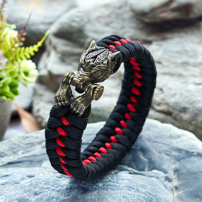 WorldNorse Viking Warrior Wolf Paracord Braided Bracelet - Black & Red - Inner Circumference: 24cm (Full Length 28cm) - image 1