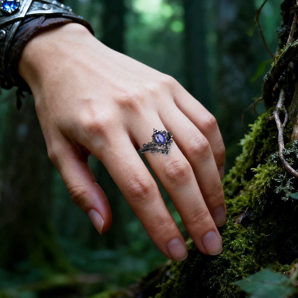 WorldNorse Black Oval Crown Ring Set - image 1