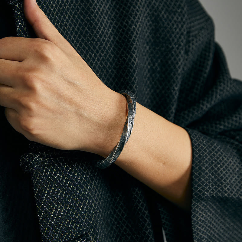 WorldNorse Handcrafted 999 Silver Engraved Coin Bracelet - image 6