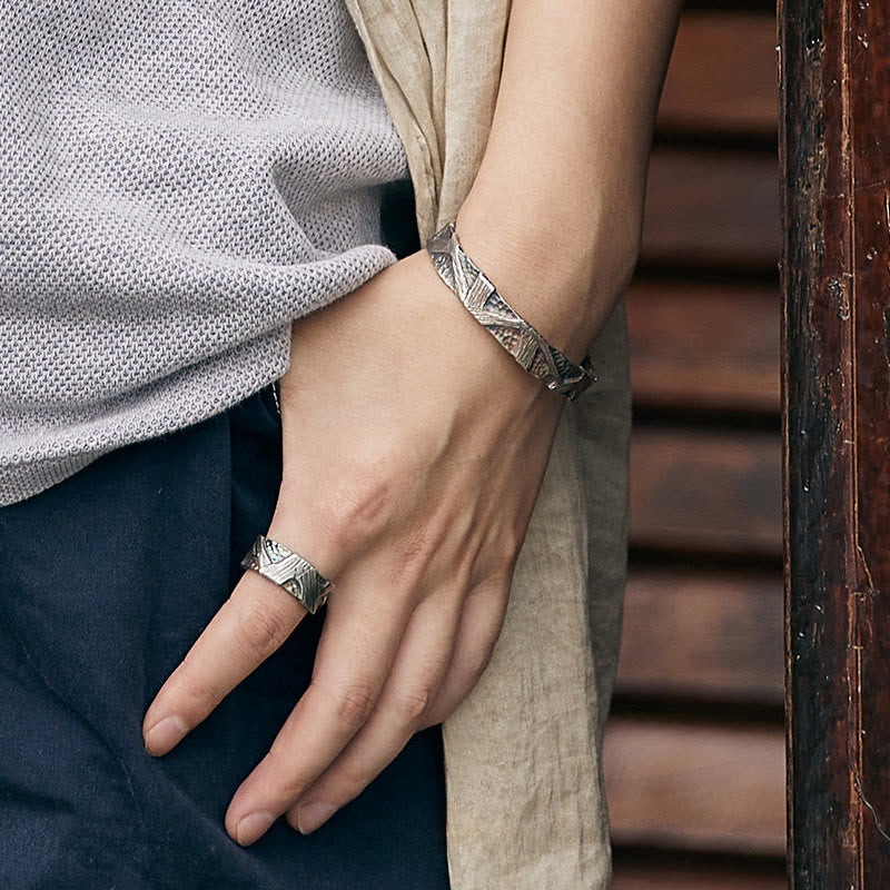 WorldNorse Handcrafted 999 Silver Prismatic Fracture Texture Ring - image 4