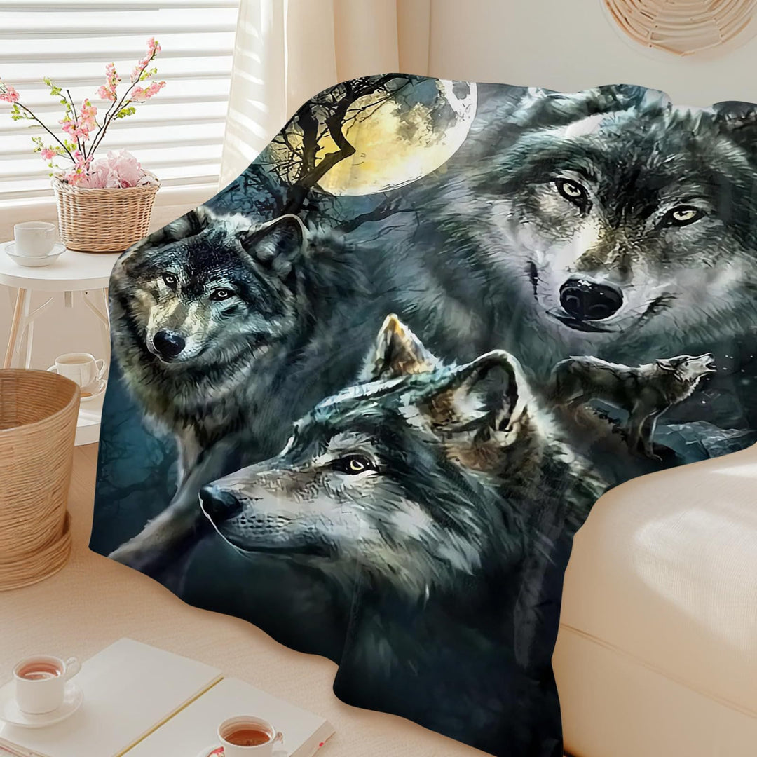 WorldNorse Pack Wolf Moonlit Thicket Blanket - image 3