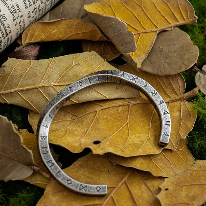 WorldNorse Viking Rune Minimalist Cuff Bracelet - Retro Silver - Large - image 2