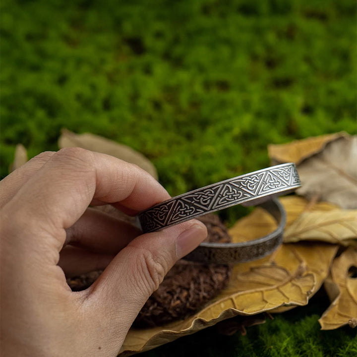WorldNorse Tooled Interlace Celtic Knot Bracelet - image 10