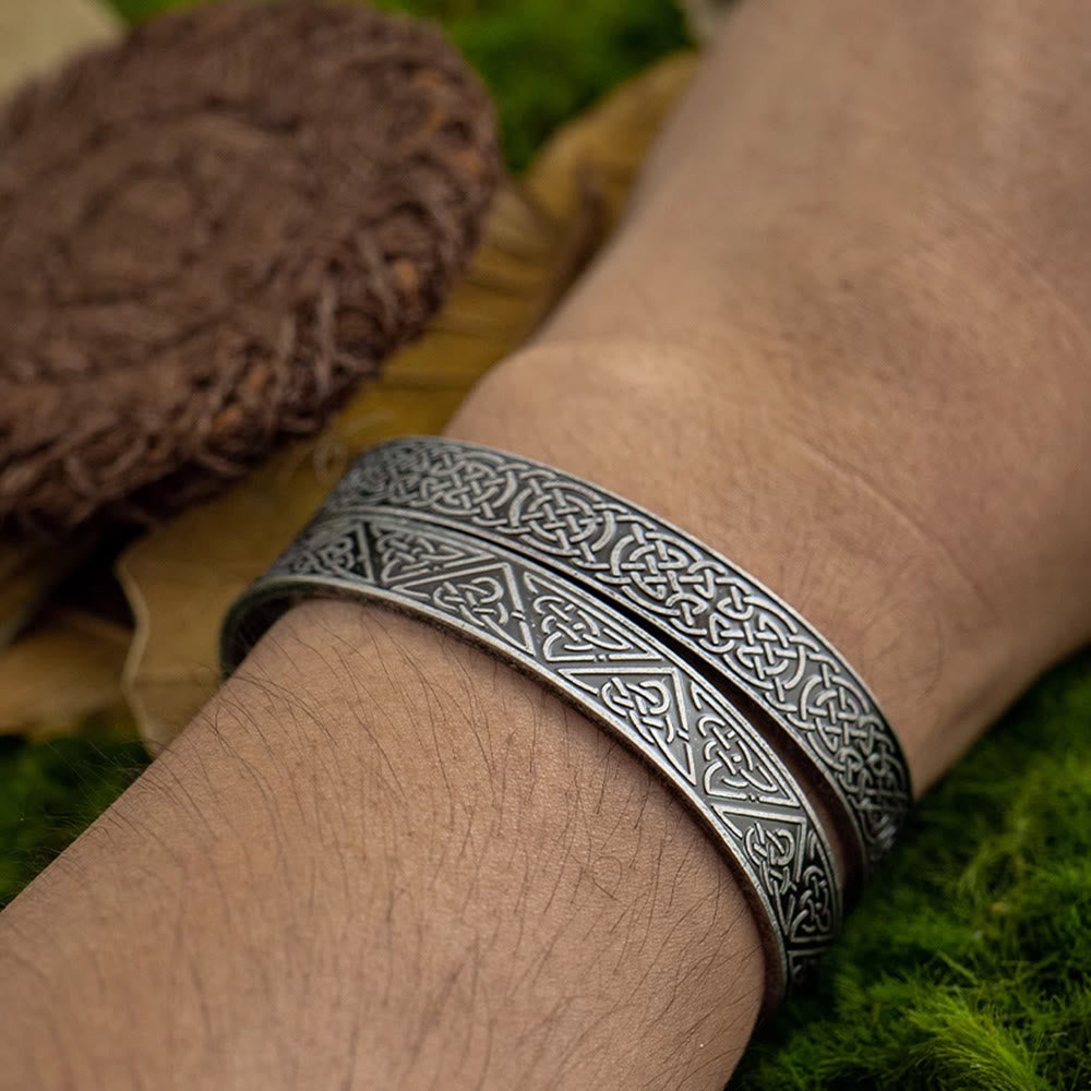 WorldNorse Tooled Interlace Celtic Knot Bracelet - image 11