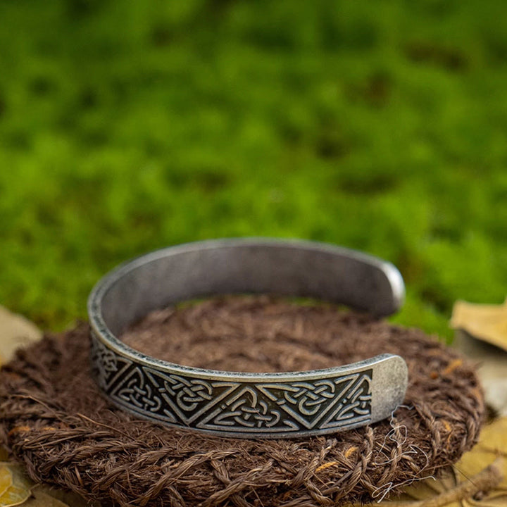 WorldNorse Tooled Interlace Celtic Knot Bracelet - image 4