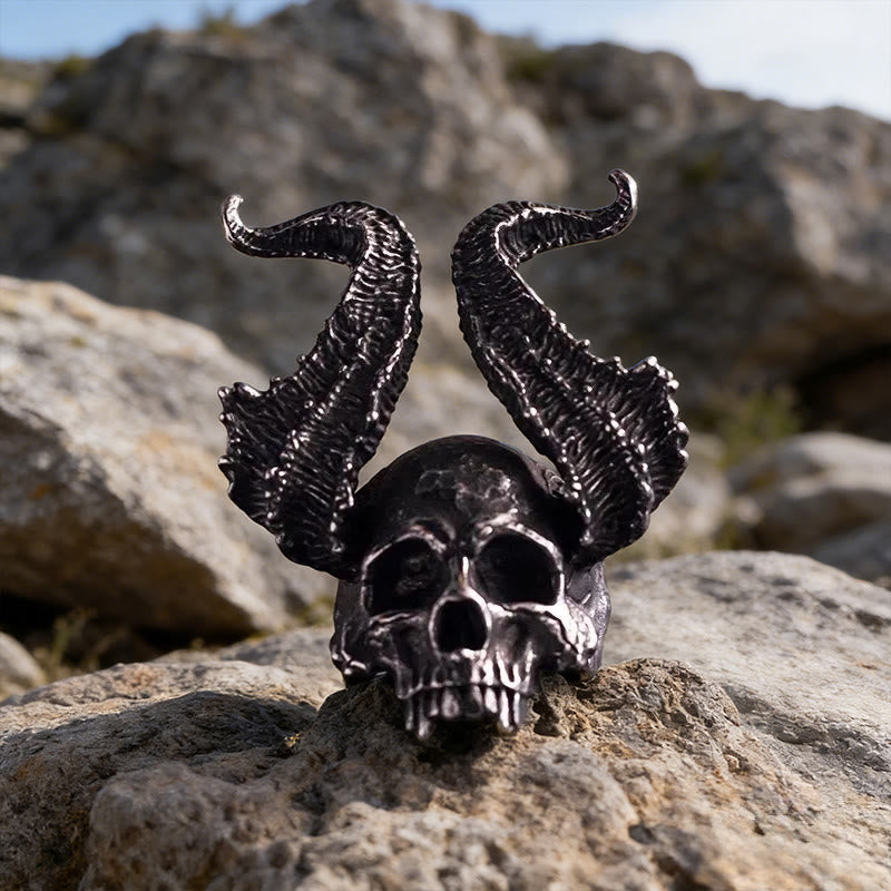 WorldNorse Ram-Horned Demon Skull Ring - image 3