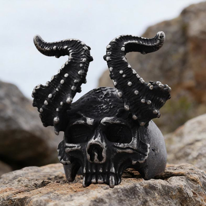 WorldNorse Ram-Horned Demon Skull Ring - US 13 - image 0