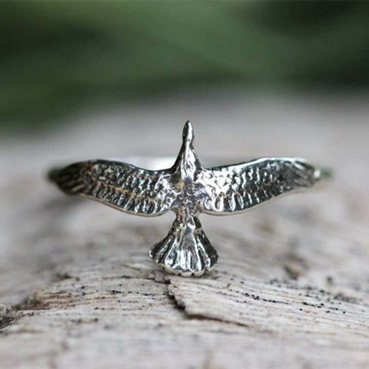 WorldNorse Vintage Flying Eagle Bird Shaped Ring