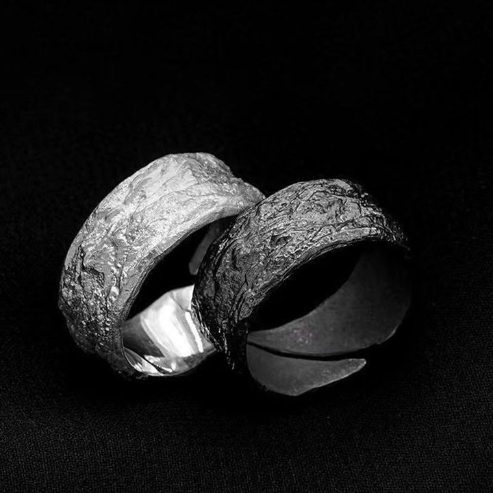 WorldNorse Hammered Fracture Ring