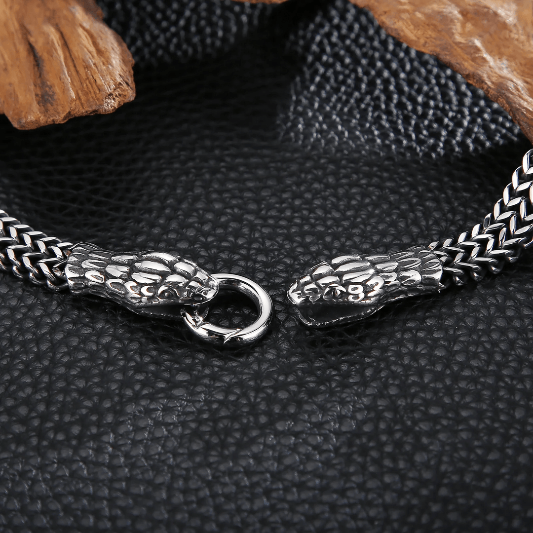 WorldNorse Double Snake Head Animal Necklace