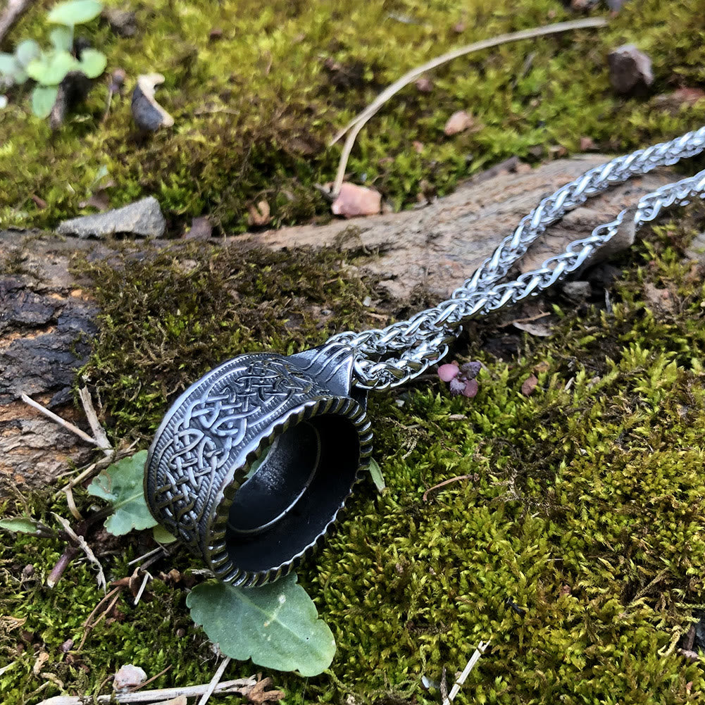 WorldNorse Celtic Knot Ring Pendant Necklace