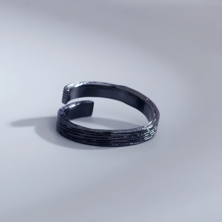 WorldNorse One-half Split Ring