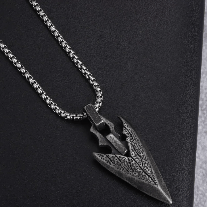 WorldNorse Vintage Weapon Spearhead Guide Your Necklace
