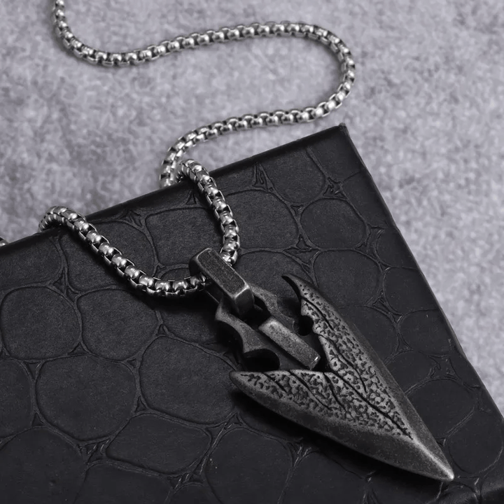 WorldNorse Vintage Weapon Spearhead Guide Your Necklace