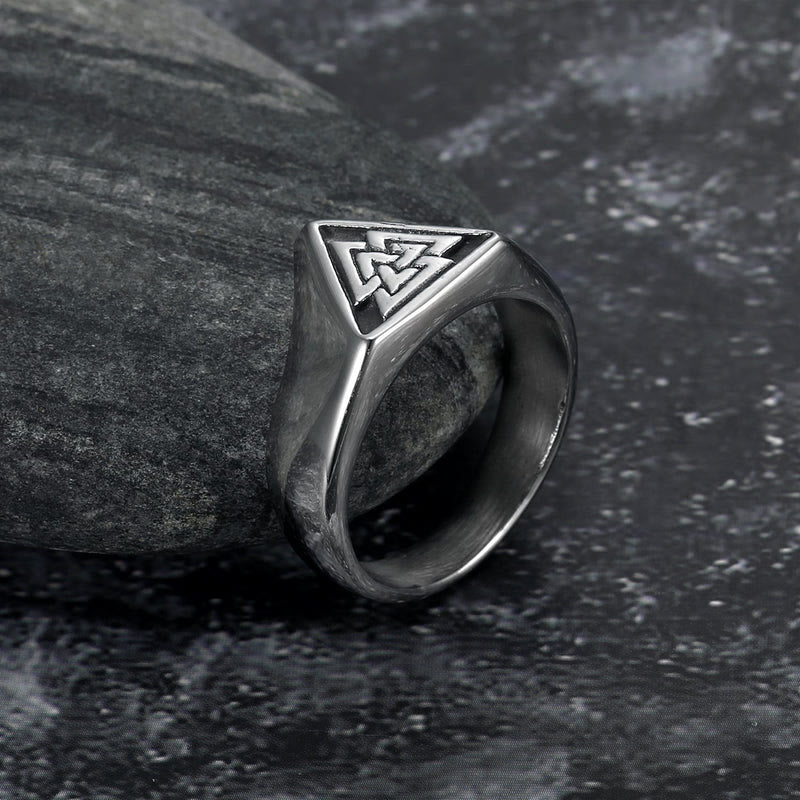 WorldNorse Triangle Viking Myth Valknut Signet Ring
