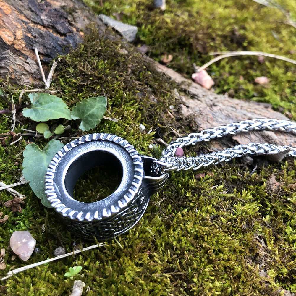 WorldNorse Celtic Knot Ring Pendant Necklace