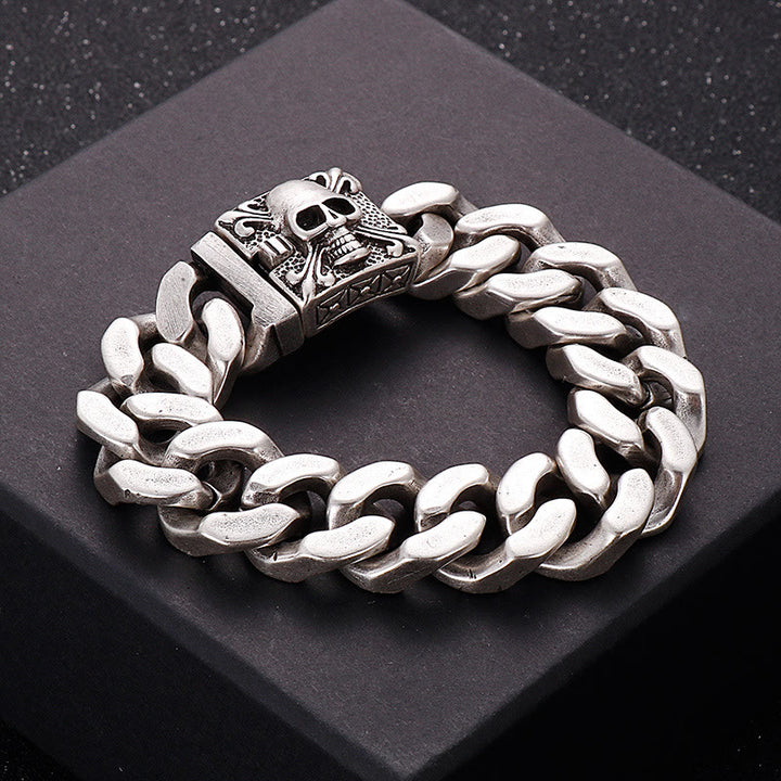 WorldNorse Skull Clasp Cuban Bracelet